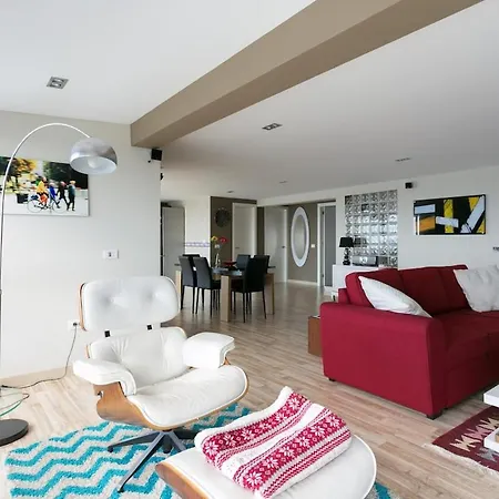 Apartment And Comfortable Vacational With Sea View *